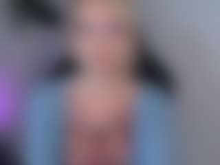 Live cam show with CinderellaMoon - Blue Eyes on slutload