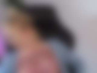 Live cam show with CinderellaMoon - Blue Eyes on madthumbs