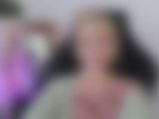 Live cam show with CinderellaMoon - Dirty on Fit Hotties