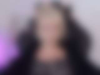 Live cam show with CinderellaMoon - Blue Eyes on Milfs Live
