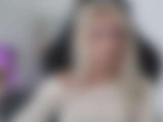 Live cam show with CinderellaMoon - Body Massage on slutload