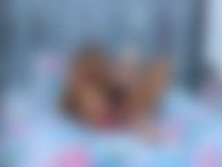 Live cam show with Colombian-coffee - Middle Aged on Stripli.com
