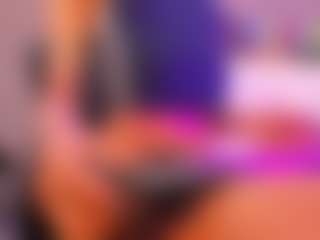 FoxxyDolce's Live Sex Cam Show