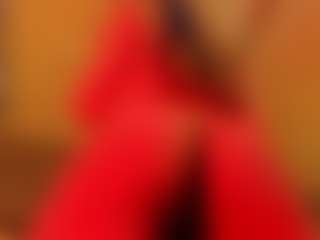 Live cam show with FoxxyDolce - Tiny Tits on Gym Cam Girls