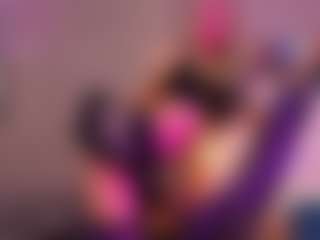 Live cam show with FoxxyDolce - Tattoos on Uber Horny