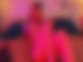 Live cam show with FoxxyDolce - Big Cock on Milfs Live