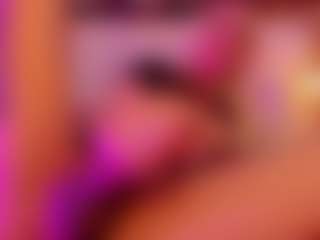 FoxxyDolce's Live Sex Cam Show
