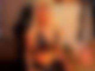 FoxxyDolce's Live Sex Cam Show