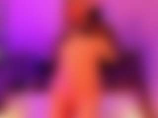Live cam show with FoxxyDolce - Orgasm on intimatelivegirls.com