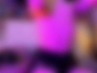 Live cam show with FoxxyDolce - Colombia on Camsoda
