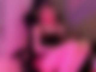 Live cam show with FoxxyDolce - Brown Eyes on fapnchat