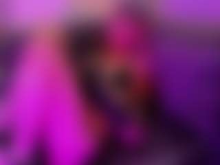 Live cam show with FoxxyDolce - Tease on crypto-cams