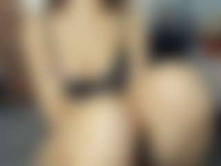 Live cam show with KimberlieWinningham - Facial on Camsoda