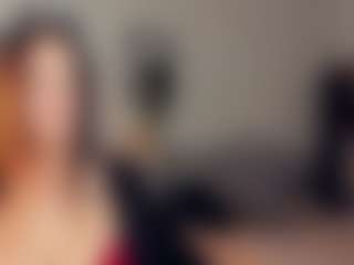 Live cam show with KimberlieWinningham - Camel Toe on SinfulBabes