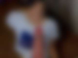 Live cam show with Sharlie - Spanking on AdultVida.com