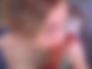 Live cam show with Sharlie - Facial on AdultVida.com