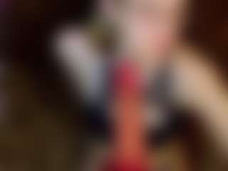 Live cam show with Sharlie - Deepthroat on fapnchat