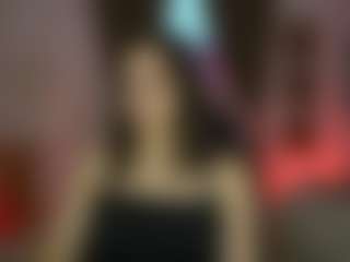 Live cam show with SidneySweety - Upskirt on sexylive.show