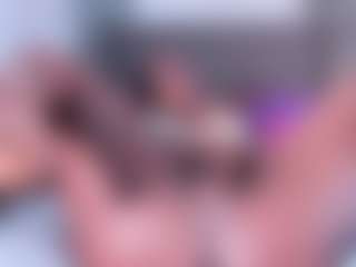 Live cam show with Tifanny-055 - Spank on CamwithHer