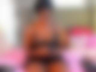 Live cam show with Tifanny-055 - Ebony on TeamSkeetLive | colombia