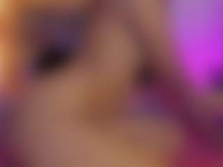 Live cam show with VesperHale - Ride on TeamSkeetLive