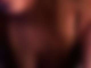 Live cam show with Millie - Green Eyes on Mixed Magazine Live