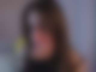 Live cam show with Millie - Green Eyes on Streamer API