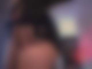 Live cam show with Millie - Small Tits Brown Hair on CamwithHer