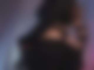Live cam show with Millie - Small Tits on Chatstar
