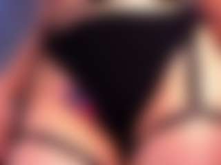 Millie's Live Sex Cam Show