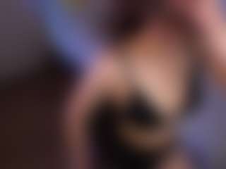 Live cam show with Millie - Skinny on Camsoda