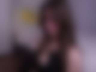 Live cam show with Millie - Small Tits Brown Hair on EXY
