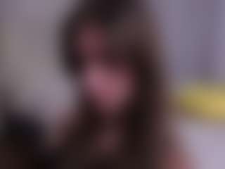 Live cam show with Millie - Tease Brown Hair on iamadamtest123.com