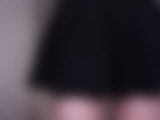 Live cam show with Millie - Tease Teen (18+) on hotwifechat.live