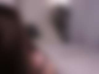 Live cam show with Millie - Green Eyes on 1on1-livenow