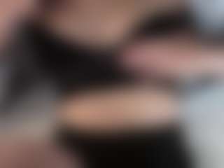 Live cam show with Millie - Camel Toe on Cam Slut
