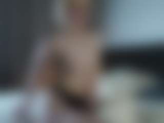 Live cam show with AndreaStranahan - Sexydance on 1on1-livenow