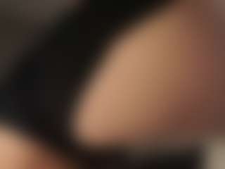 AndreaStranahan's Live Sex Cam Show