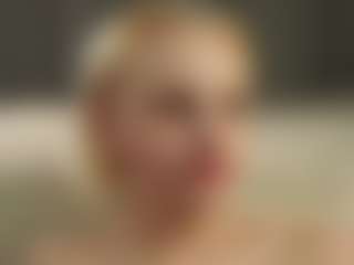 AndreaStranahan's Live Sex Cam Show