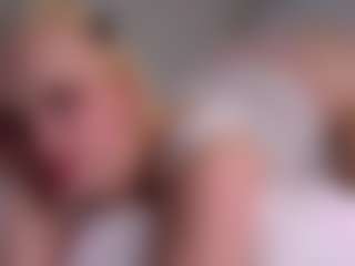 AndreaStranahan's Live Sex Cam Show