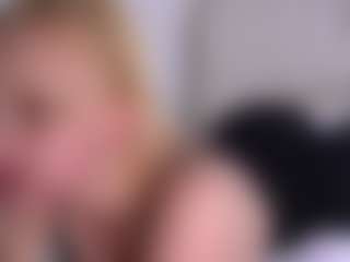 AndreaStranahan's Live Sex Cam Show