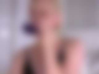 Live cam show with AndreaStranahan - Ass Clapping on SquirtSoMuch