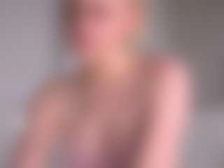 AndreaStranahan's Live Sex Cam Show
