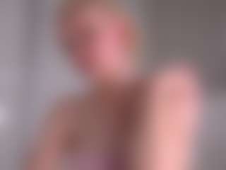 AndreaStranahan's Live Sex Cam Show