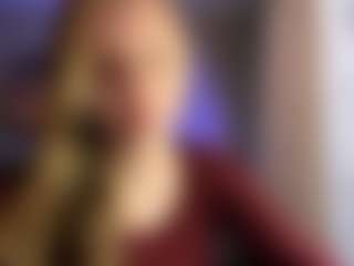 Live cam show with JuliettaMas - Bedroom on liverealitysex.com