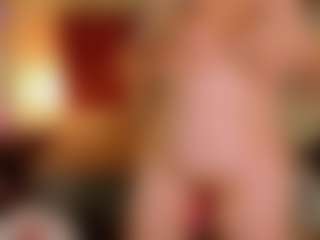 Live cam show with LILI-69 - Camel Toe on sexylivex.com