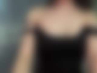 Live cam show with Scarlett - Green Eyes on Dare Cams
