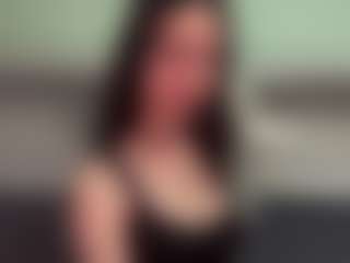 Live cam show with Scarlett - Public on StripNow