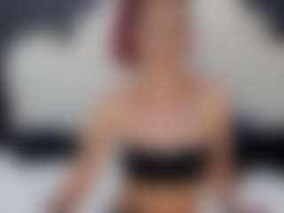Live cam show with SerenaBFF - Thin on Dare Cams