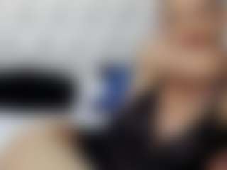 SerenaBFF's Live Sex Cam Show